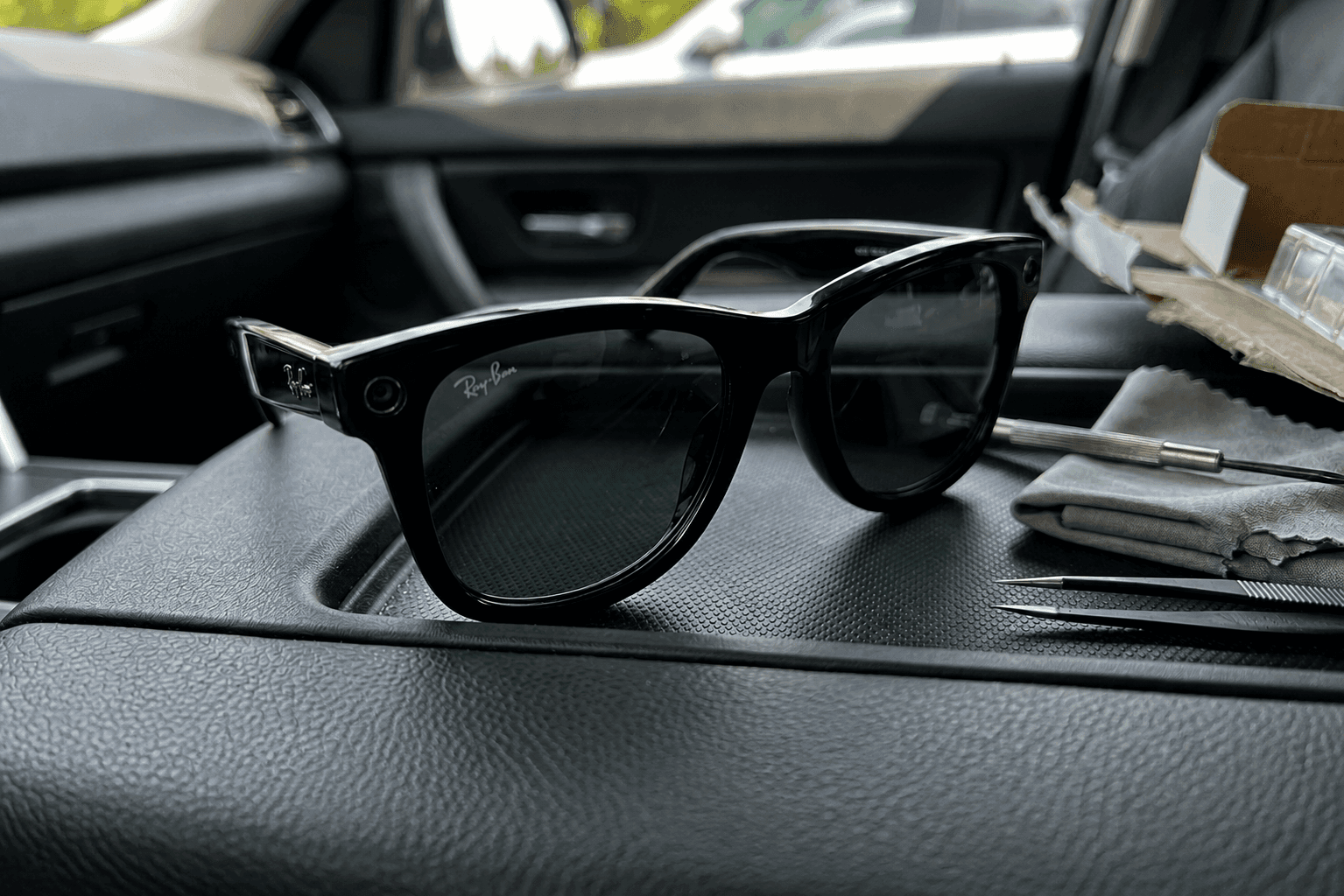 Meta Ray-Ban smart glasses with recording LED removed